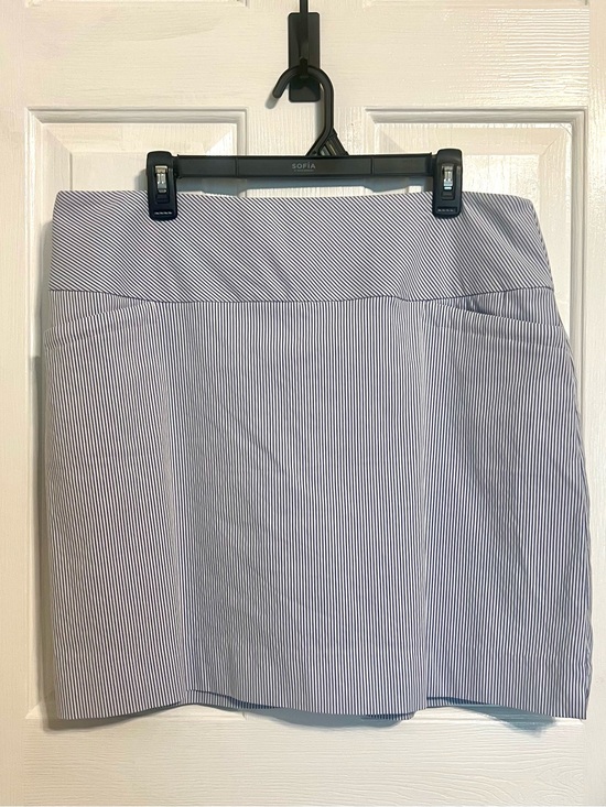 S.C. & Co. Pants - Skort in classic seersucker pattern XL